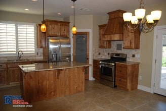 2466 N Expedition Ln in Washington, UT - Building Photo - Building Photo