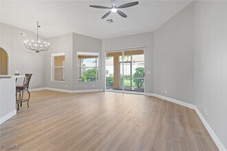 16905 Colony Lakes Blvd in Ft. Myers, FL - Building Photo - Building Photo
