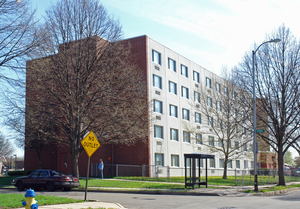 Williamsport Manor in Williamsport, PA - Building Photo