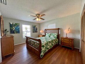 406 SE Justine Terrace in Port St. Lucie, FL - Building Photo - Building Photo