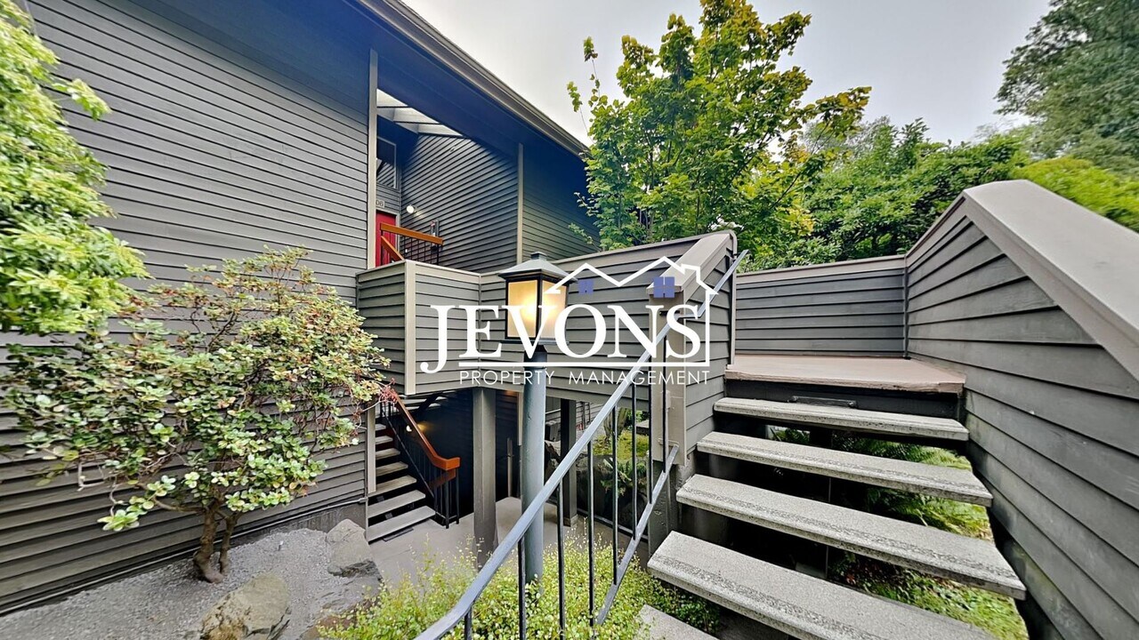 2626 4th Ave N in Seattle, WA - Building Photo