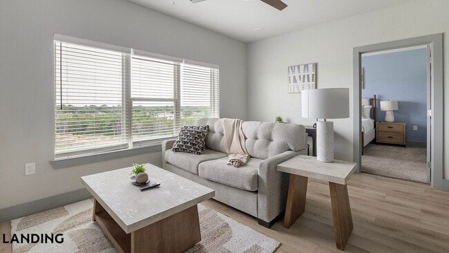2422 S Carrier Pkwy, Unit 532