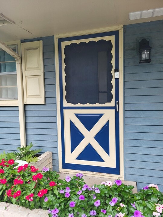 10465 Butternut St NW in Minneapolis, MN - Building Photo