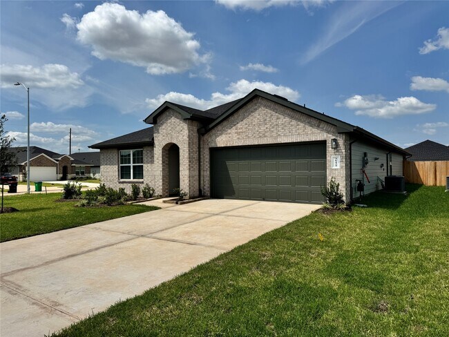 30434 Canterbury Fields Dr in Fulshear, TX - Building Photo - Building Photo