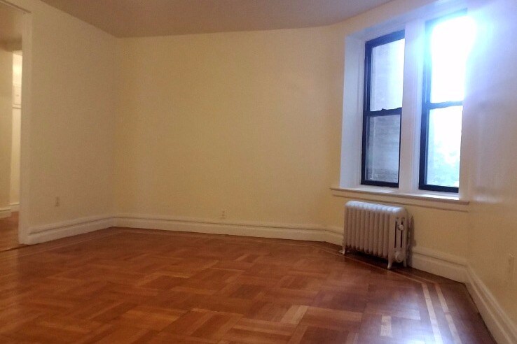 400 Fort Washington Ave in New York, NY - Building Photo