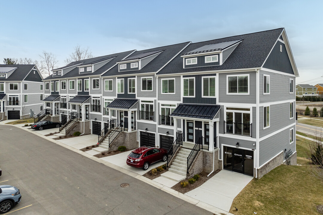 Bristol Ridge in Ann Arbor, MI - Building Photo