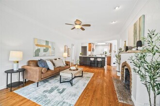 2290 Jasmine St in Denver, CO - Building Photo - Building Photo