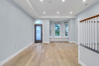1239 Kenyon St NW in Washington, DC - Building Photo - Building Photo