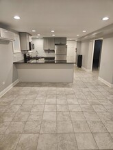 5034 N Lawndale Ave in Chicago, IL - Building Photo - Building Photo