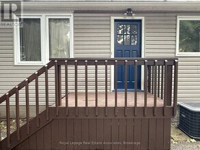 1227 Argreen Rd in Mississauga, ON - Building Photo - Building Photo