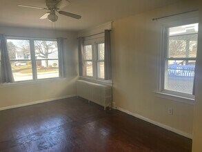 77 S Sproul Rd in Broomall, PA - Building Photo - Building Photo