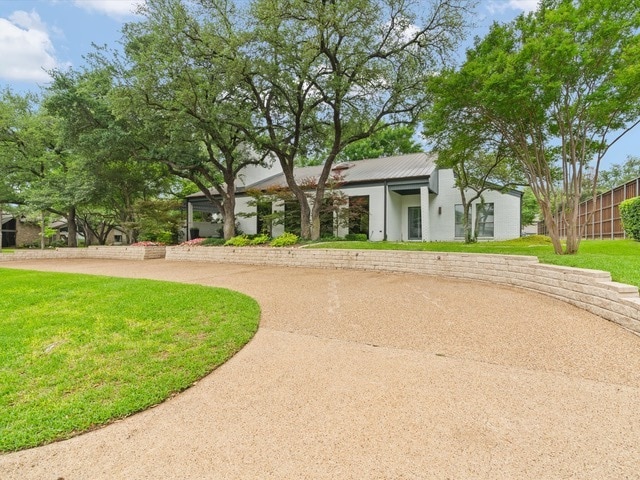 5512 Bent Tree Dr in Dallas, TX - Building Photo - Building Photo