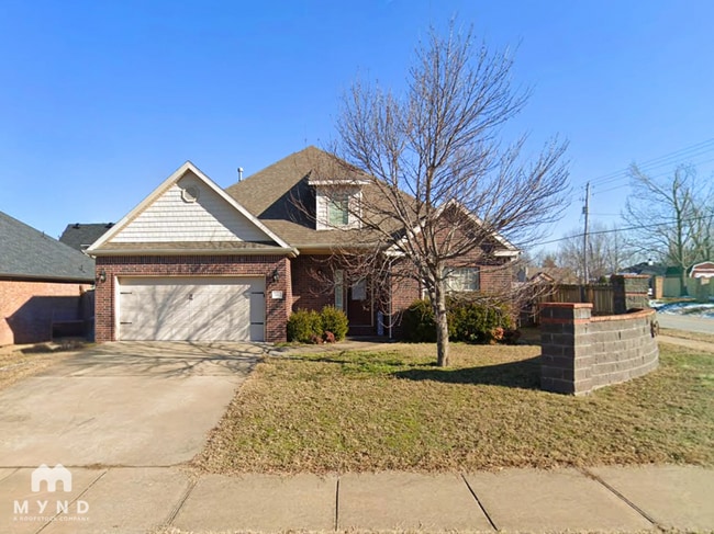 property at 100 NE Chicory Ln