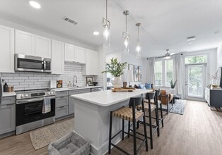 VALE Lake Wylie in Clover, SC - Building Photo - Building Photo