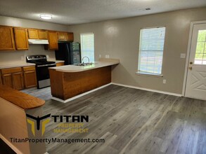 1818 Watts Rd in Benton, AR - Building Photo - Building Photo