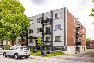 6020 Renoir Rue in Montréal, QC - Building Photo