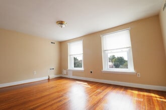 31 S Darlington St in West Chester, PA - Building Photo - Building Photo