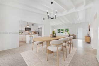 13125 SW 81st Ave in Miami, FL - Building Photo - Building Photo