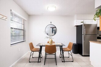 3331 NW 21st Dr in Gainesville, FL - Building Photo - Building Photo