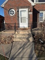 7340 Niagara Falls Blvd in Niagara Falls, NY - Building Photo