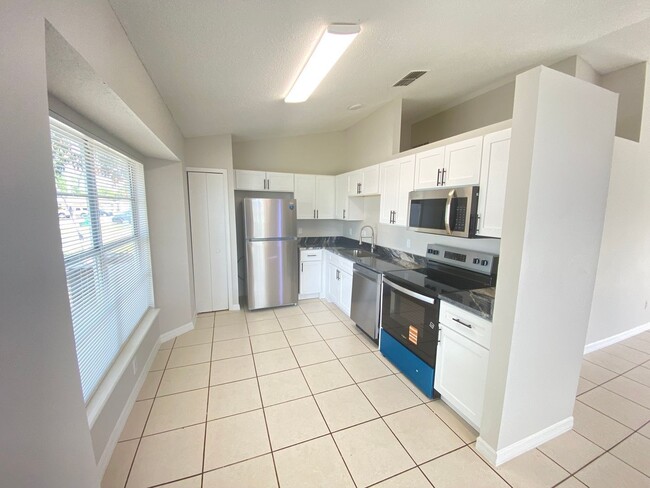 312 San Gabriel St in Winter Springs, FL - Building Photo - Building Photo