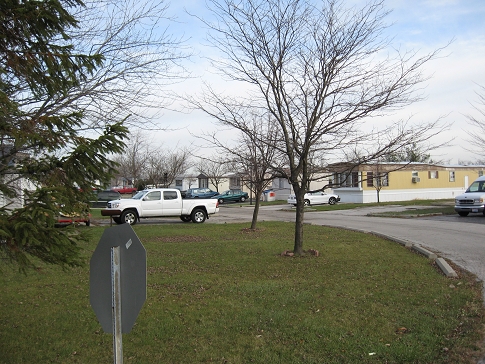 Five Point Mobile Home Park in Perrysburg, OH - Building Photo