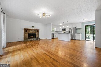 1131 Hershey Dr in Marietta, GA - Building Photo - Building Photo