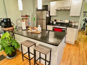 17 Sycamore Ter, Unit 2 in Somerville, MA - Building Photo - Building Photo