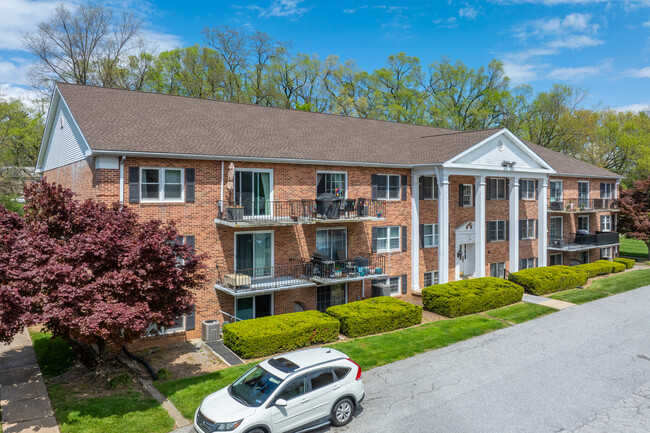 Cedar Run Condominiums