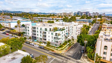 1330 Federal Ave in Los Angeles, CA - Foto de edificio - Building Photo