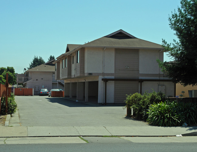 312 Lake Ave in Watsonville, CA - Building Photo - Building Photo