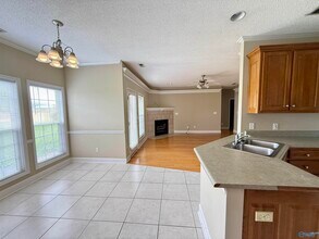 108 N Star Dr in Huntsville, AL - Foto de edificio - Building Photo