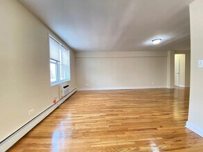 308 W 92nd St in New York, NY - Building Photo - Building Photo