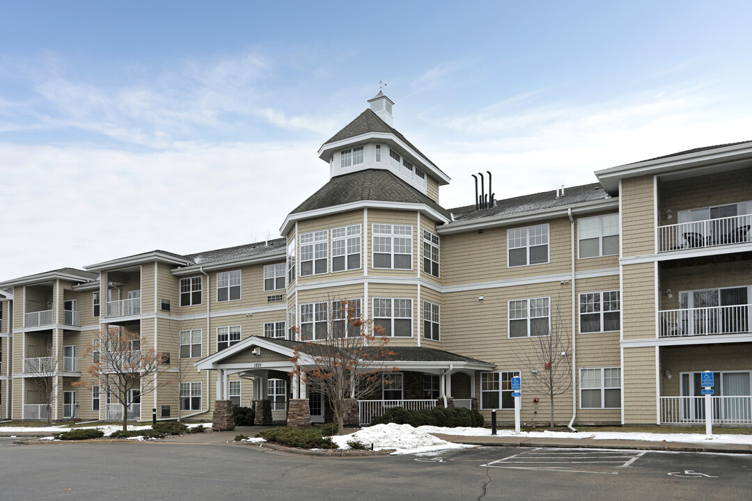 Cardinal Pointe of Oakdale in Oakdale, MN - Foto de edificio