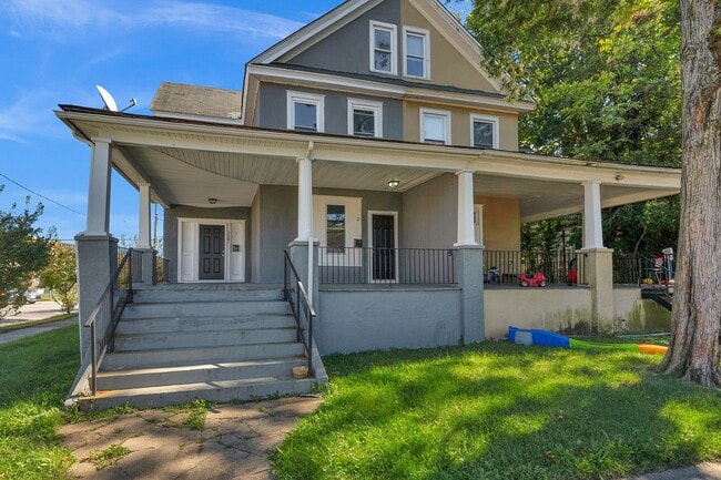 property at 3501 Oakmont Ave