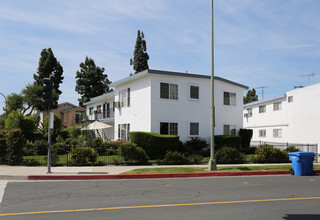 10901 Jefferson Blvd in Culver City, CA - Building Photo - Building Photo