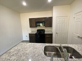 2302 Zanoletti Ct in Temple, TX - Building Photo