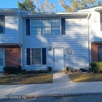 307 Kettering Terrace in Orange Park, FL - Building Photo