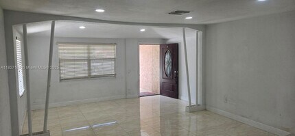 9748 Little River Dr in Miami, FL - Building Photo - Building Photo
