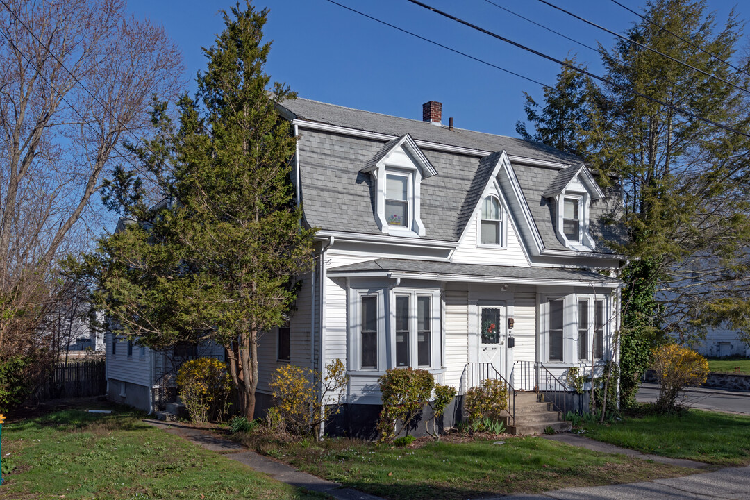 82-84 Park St in North Attleboro, MA - Building Photo