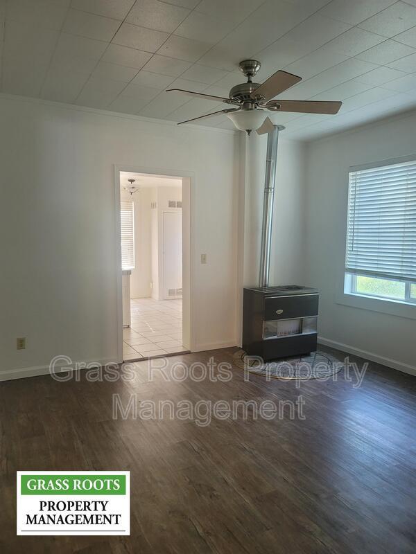 311 N Church St in Grass Valley, CA - Building Photo - Building Photo