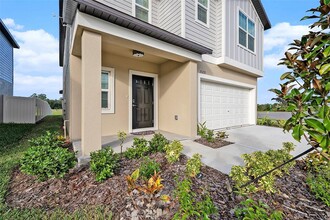 35233 Gravelly Dr in Zephyrhills, FL - Building Photo - Building Photo