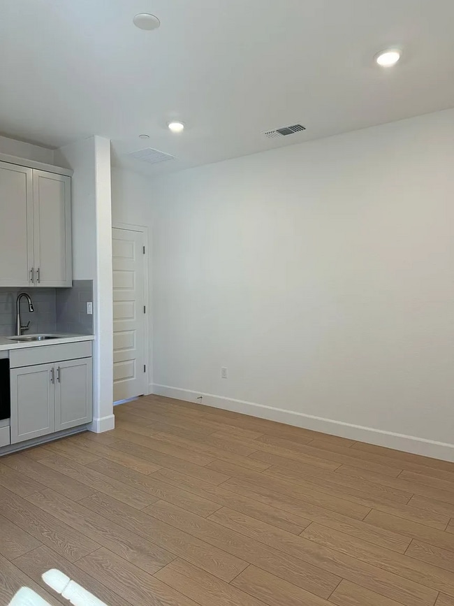 4730 Scenic Vista Dr in Folsom, CA - Building Photo - Building Photo