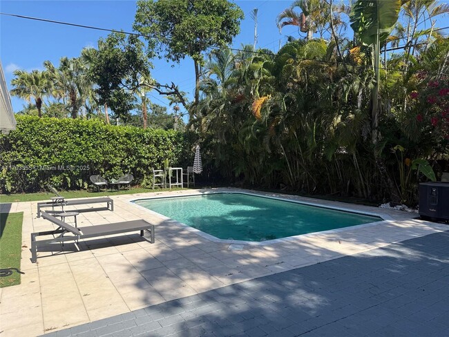 property at 260 NE 95th St
