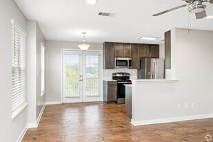 Reserve at Park Place Apartment Homes in Hattiesburg, MS - Building Photo