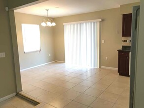 8313 Oleander Ln in Tampa, FL - Building Photo - Building Photo