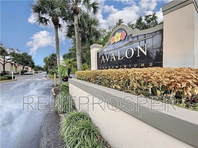 4305 S Semoran Blvd in Orlando, FL - Building Photo - Building Photo