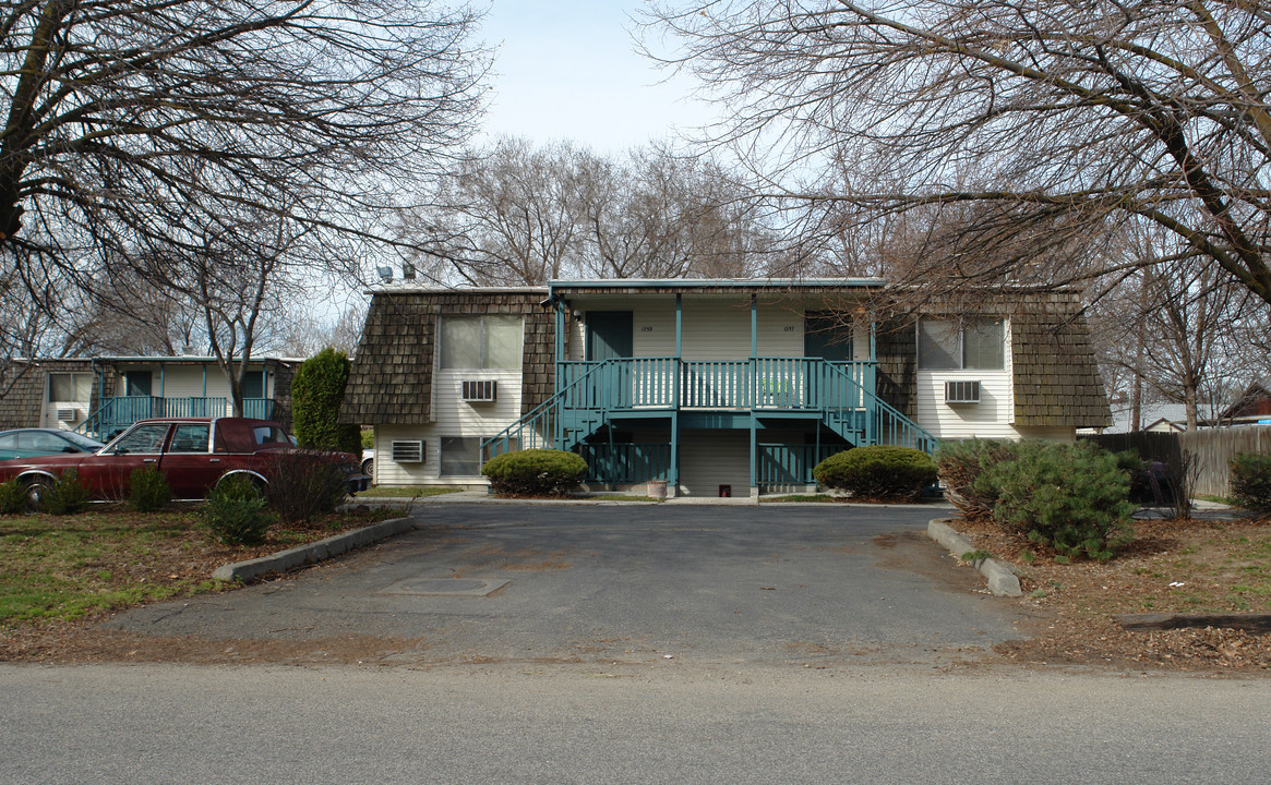 Columbus Square Apartments in Boise, ID - Building Photo