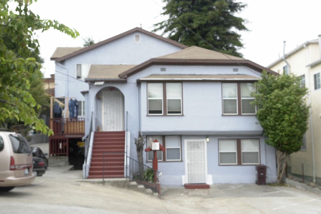 2003 E 29th St in Oakland, CA - Building Photo