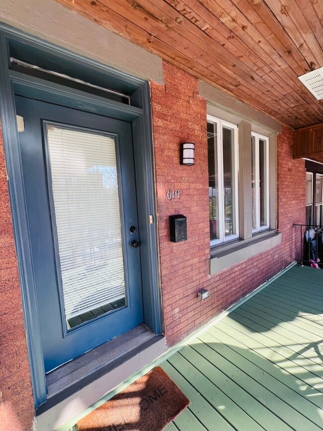 619 S 42nd St in Philadelphia, PA - Building Photo - Building Photo